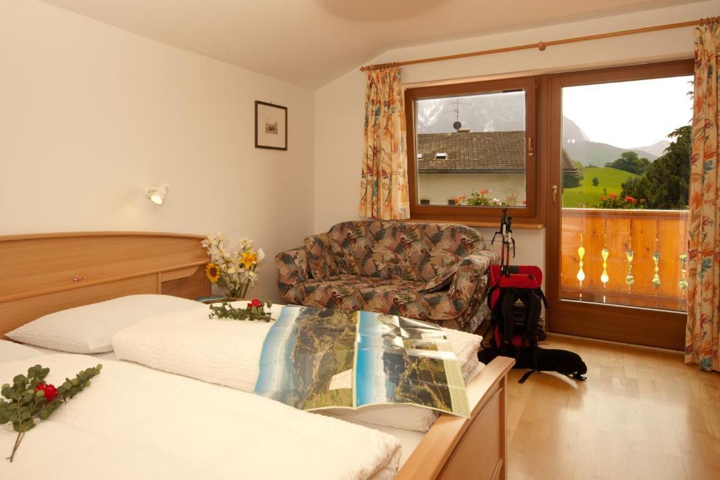 קאסטלרוטו Hotel Viktoria חדר תמונה